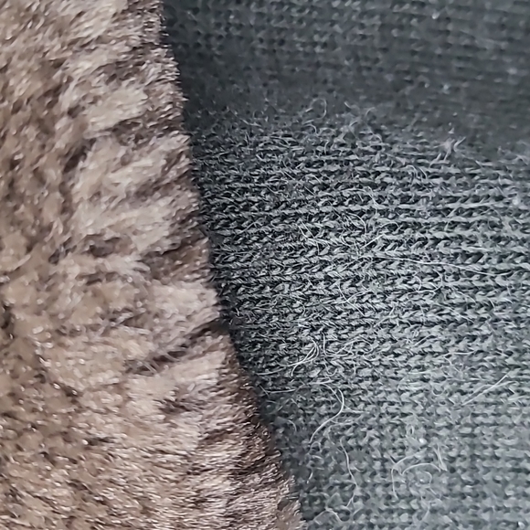 Gap Sweater Vest Faux Fur Collar, Medium - Picture 4 of 8